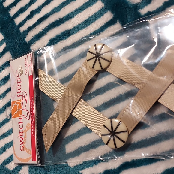 SWITCH FLOPS - Picture 6 of 7